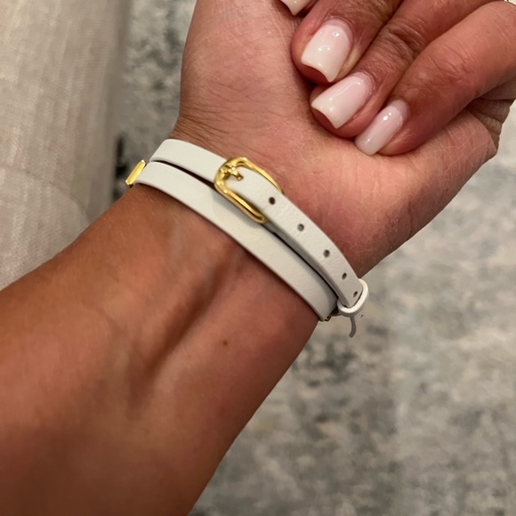 Stella and dot white leather bracelet - Picture 2 of 2